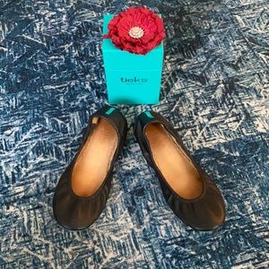 LAST CALL CLOSET CLEAROUT Matte Black Tieks